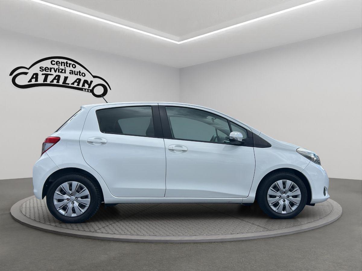 TOYOTA - Yaris - 1.4 D-4D 90CV 5p. Lounge NAVI TELECAMERA