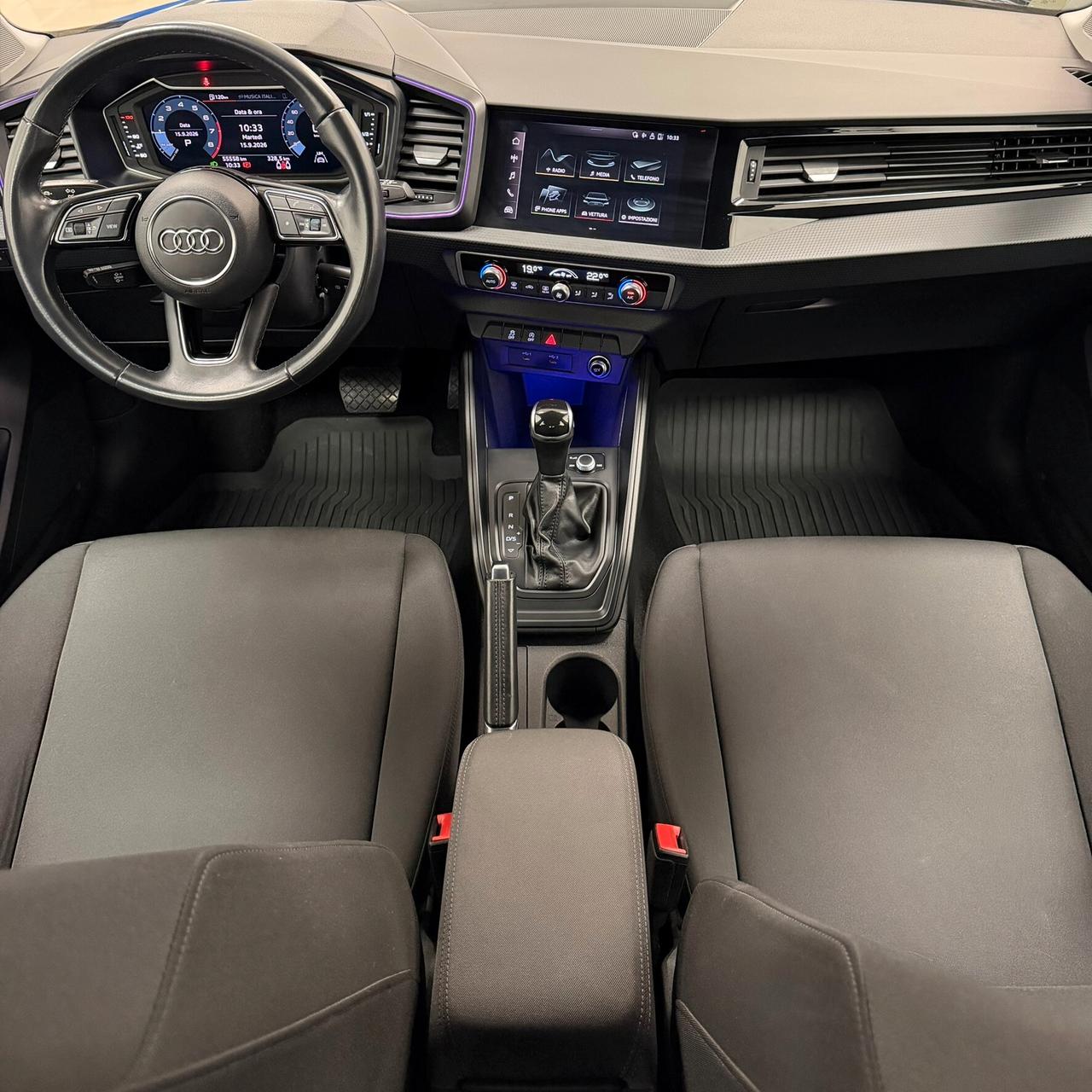 Audi A1 citycarver 30 TFSI S tronic Identity Contrast