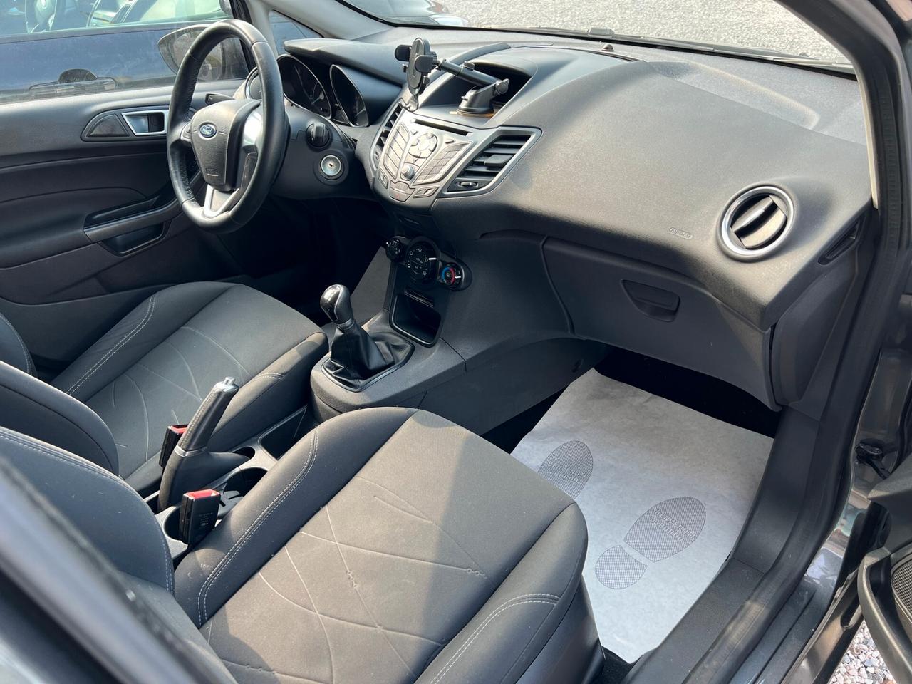 Ford Fiesta 1.5 TDCi 95CV 5 porte Titanium/OK NEOPATENTATI
