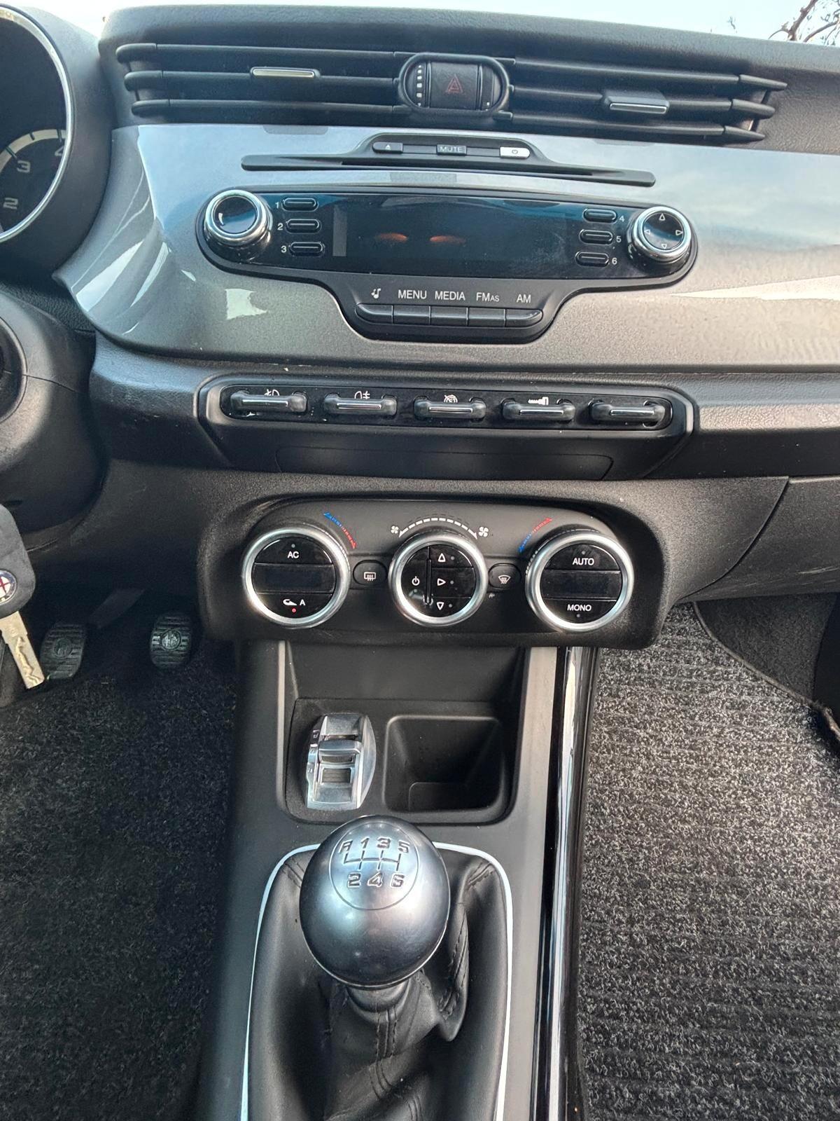 Alfa Romeo Giulietta 2.0 JTDm-2 140 CV Exclusive ANNO 2011