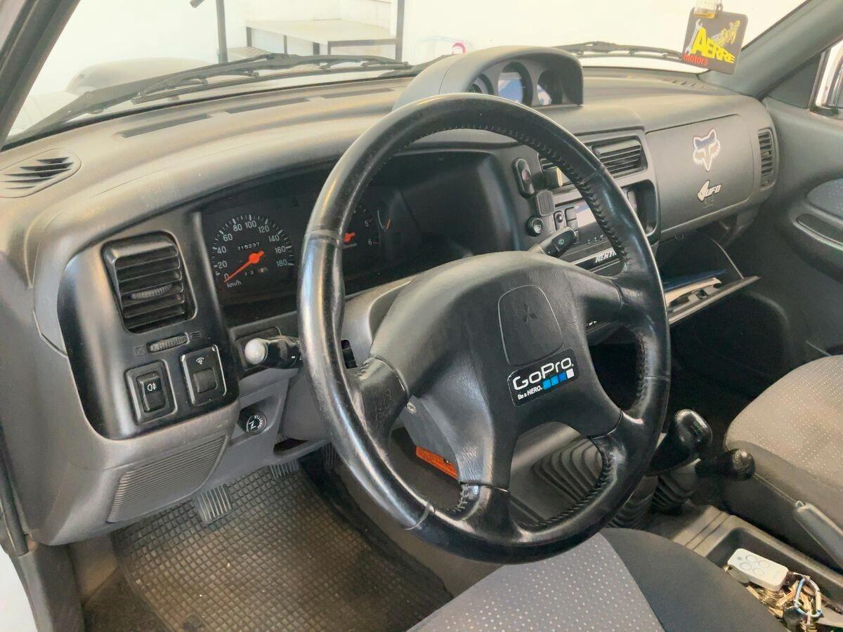 Mitsubishi L200 2.5 TDI 4WD 2002