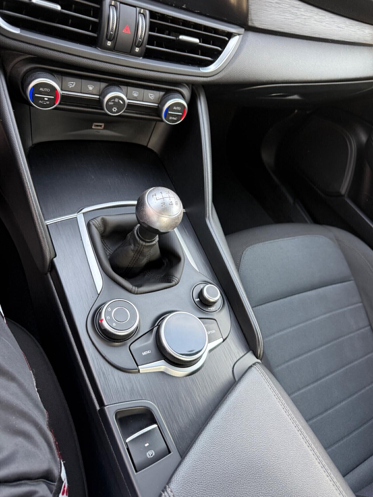 Alfa Romeo Giulia 2.2 Turbodiesel 150 CV