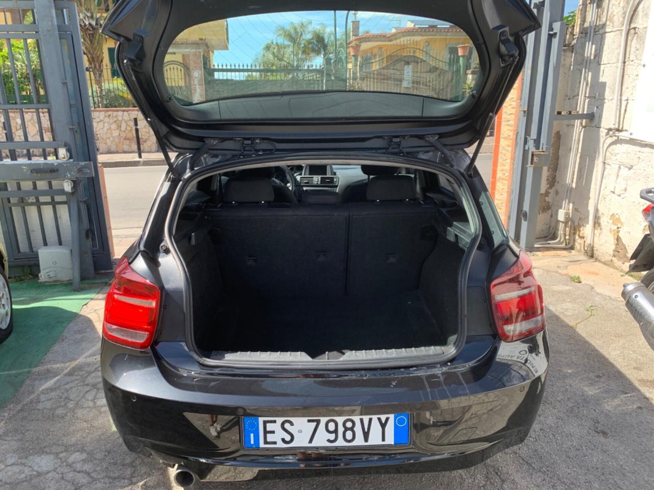 Bmw 116 116d 5p. Urban