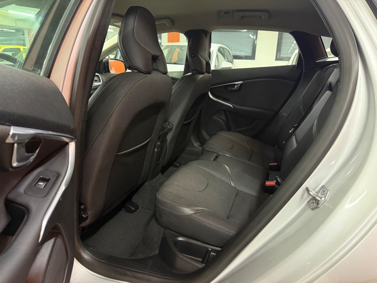 Volvo V40 Cross Country D3 Summum