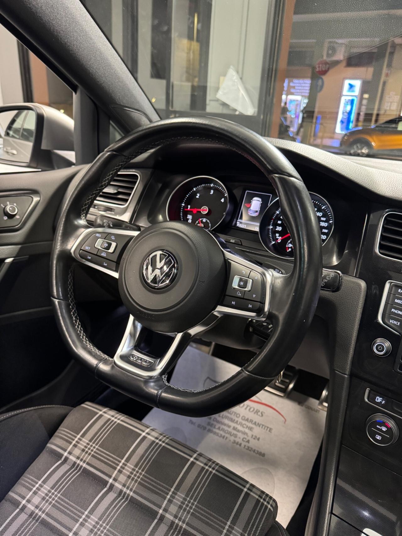 Volkswagen Golf GTD 2.0 TDI 184CV DSG TETTO