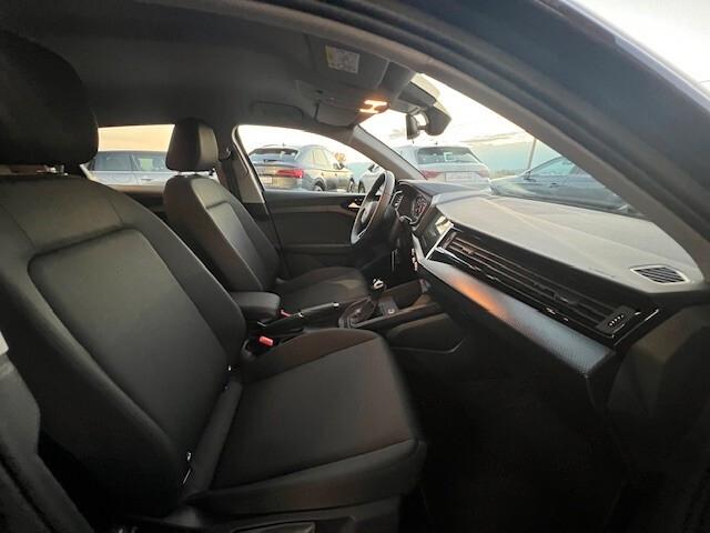 Audi A1 SPB 30 TFSI S tronic Business, Led, Carpaly, Neopatentati