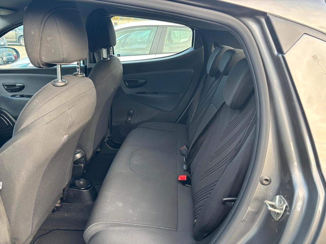 Lancia Ypsilon GOLD 1.0 Hybrid 5 porte - 2022