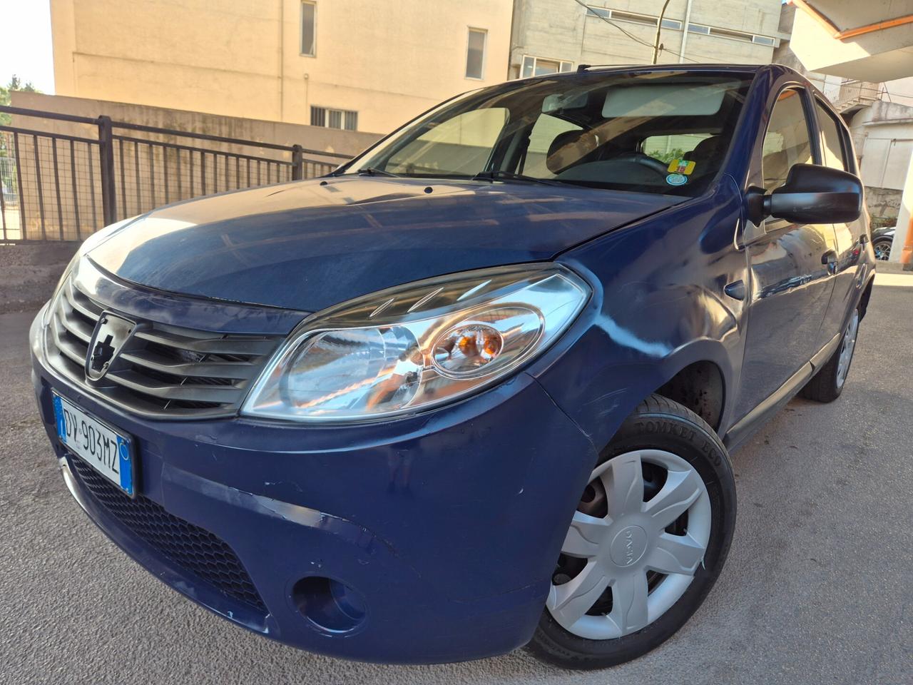 DACIA SANDERO 1.4 GPL TAGLIANDATA DI TUTTO 2010