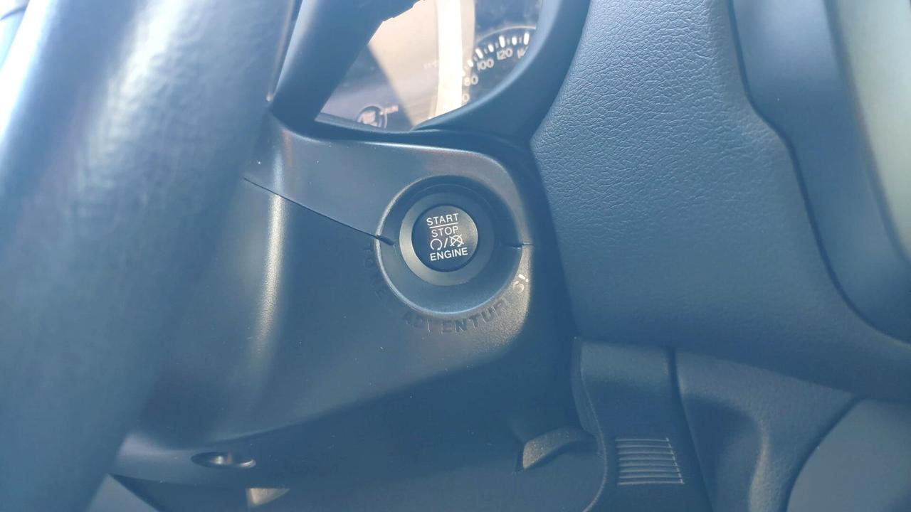 Jeep Renegade Limited 1000 Benz 120 CV