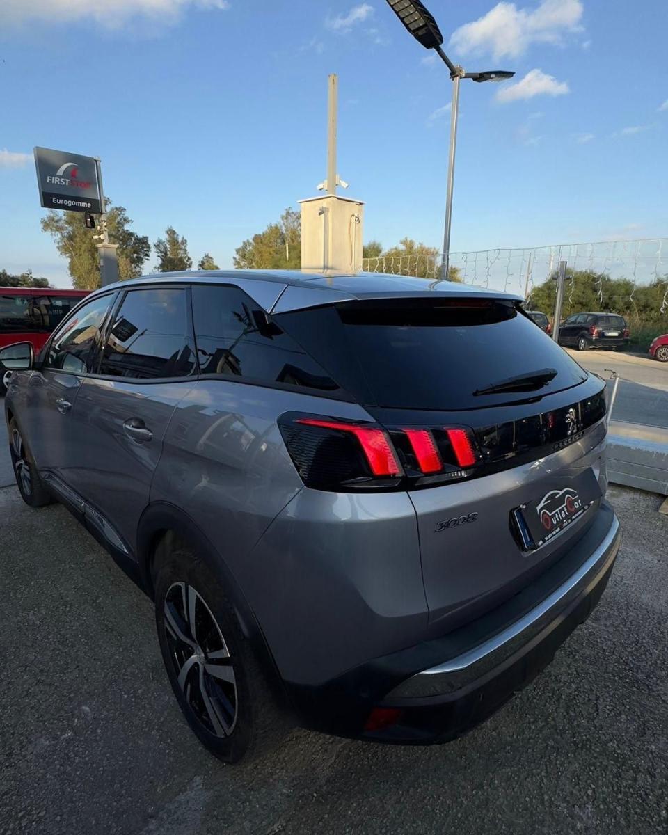 PEUGEOT - 3008 - BlueHDi 130 EAT8 S&S Allure