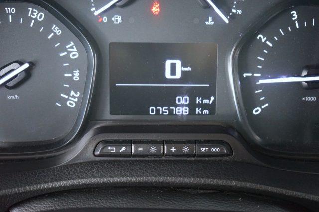 PEUGEOT Traveller BlueHDi 100 Compact Business 9 POSTI