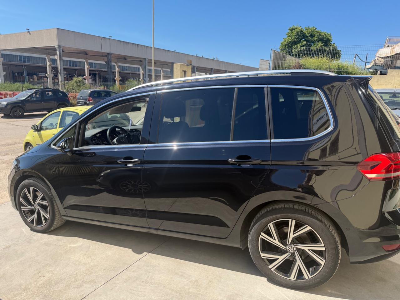 Volkswagen Touran 2.0 TDI 150 CV 7 posti Perfetta 2015