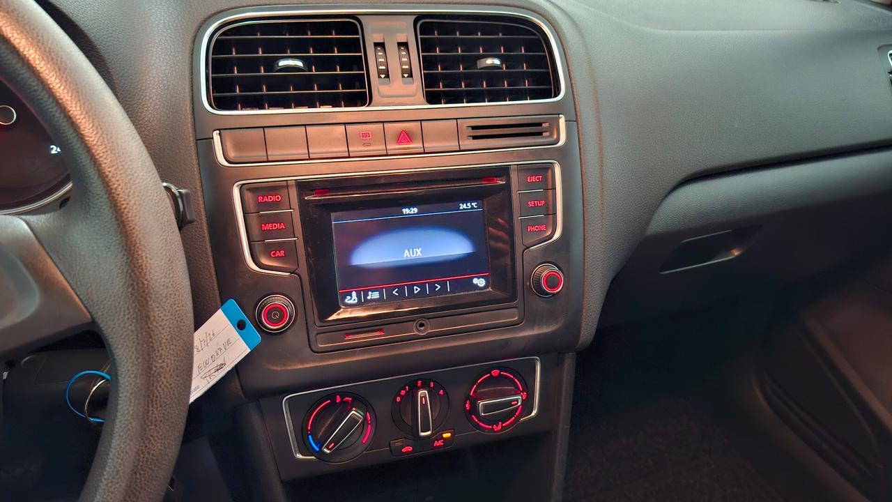 VOLKSWAGEN POLO 2014 DIESEL EURO6B COME NUOVA