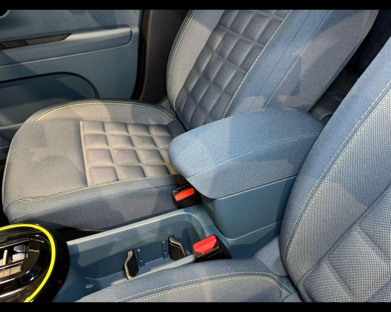 FIAT Grande Panda 1.2 Hybrid 110 CV S&S La Prima