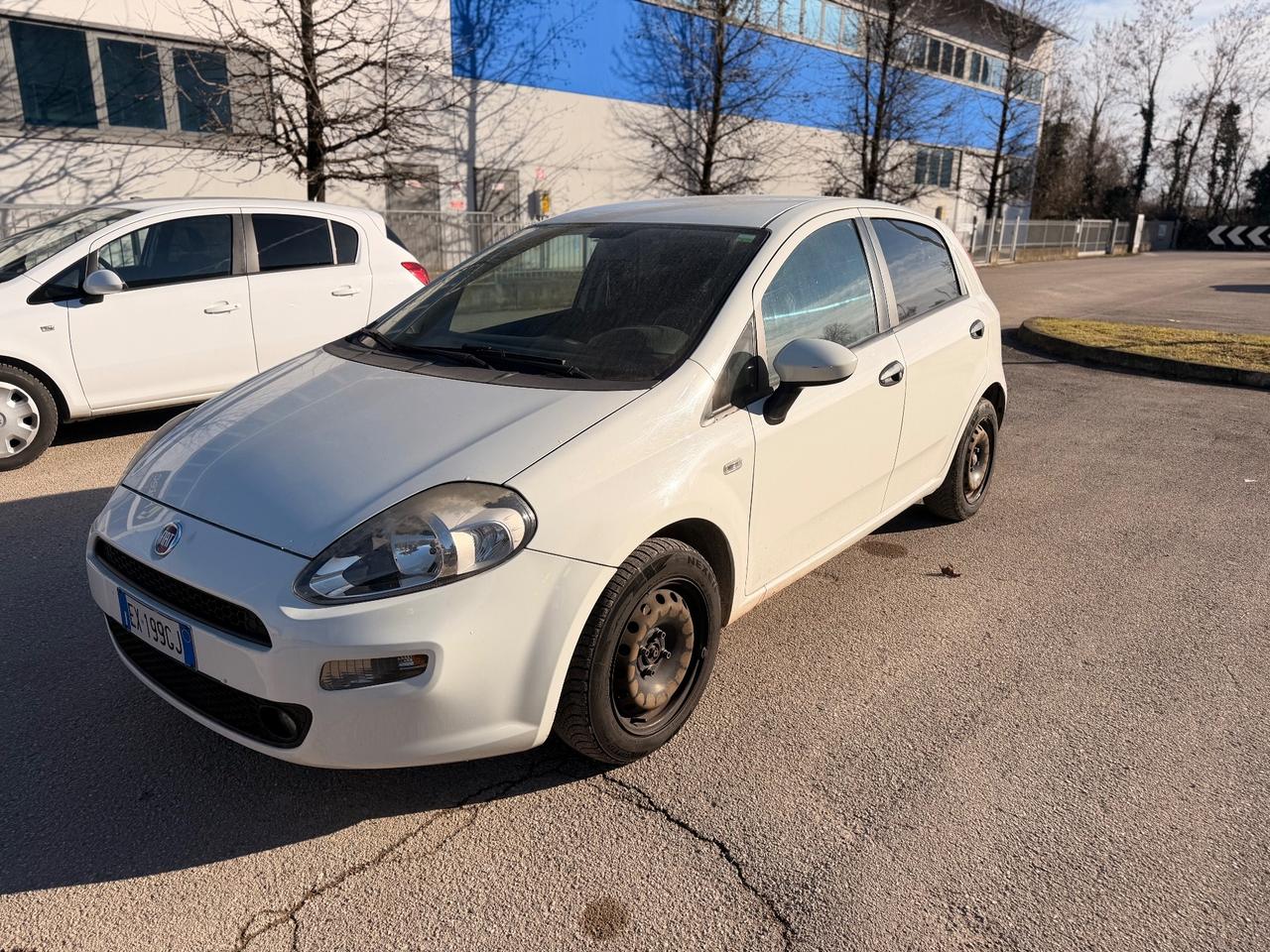 Fiat Punto 1.3 MJT 2014 km156mila neopatentati