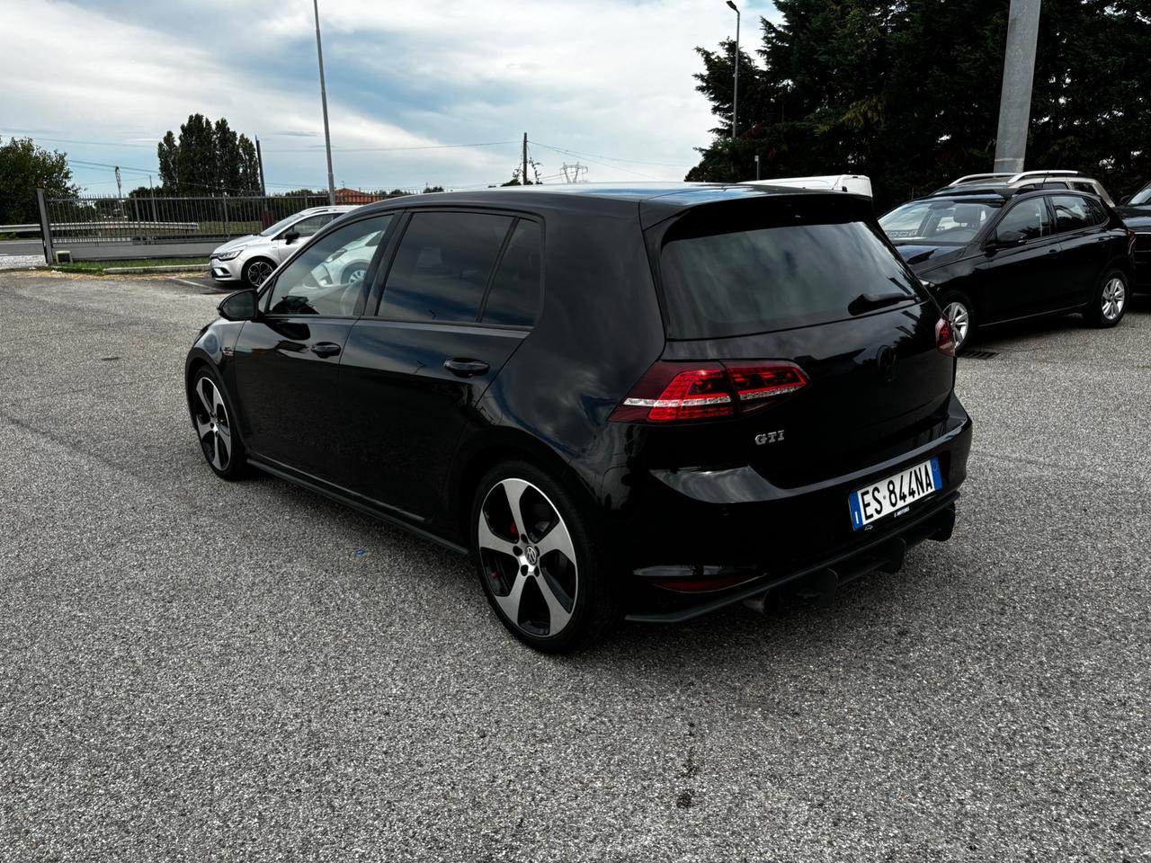 Volkswagen Golf GTI 2.0 TSI 5p. BlueMotion Technology - 2013