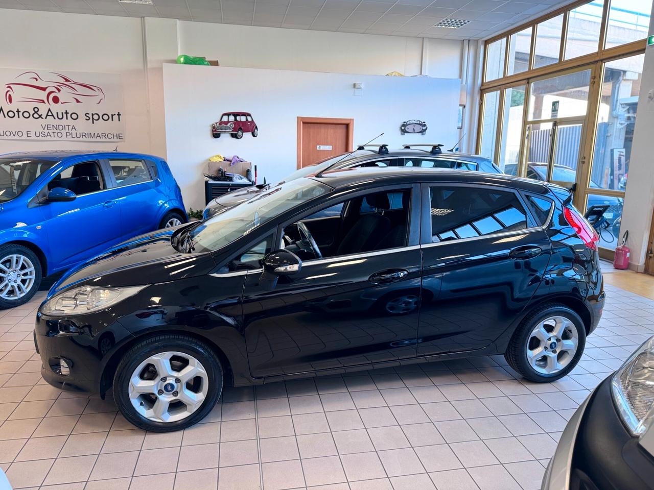 Ford Fiesta 1.4 TDCi 70CV 5 porte Titanium