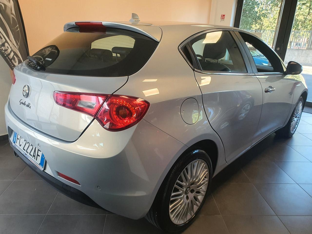 Alfa Romeo Giulietta 1.6 JTDm-2 120 CV Exclusive