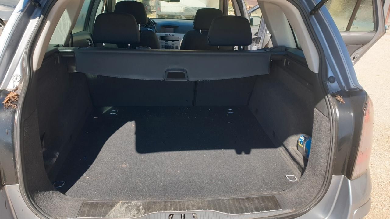 Opel Astra 1.7 CDTI 110CV 5 porte Cosmo