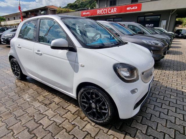 SMART ForFour 70 1.0 Passion