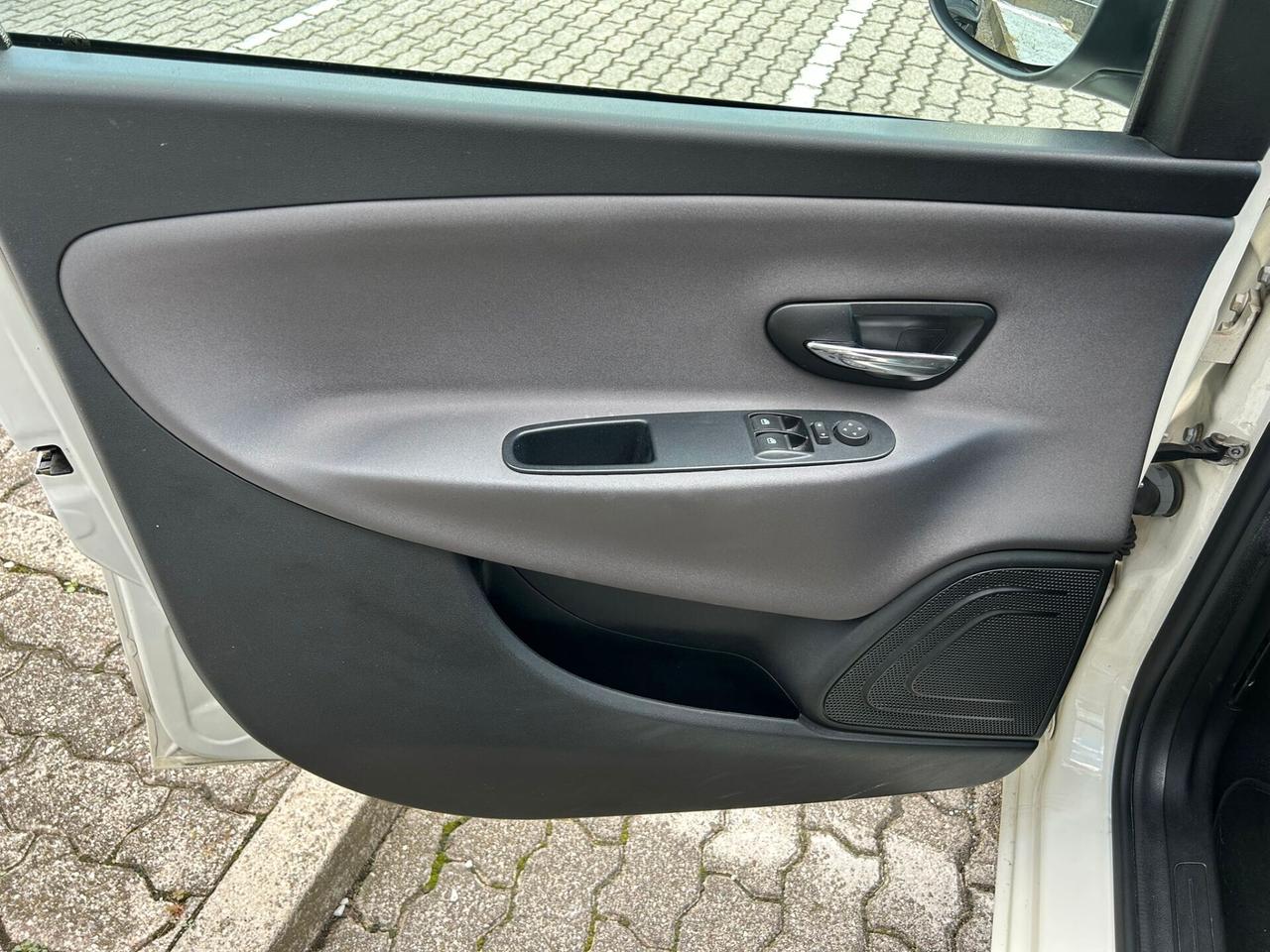 Lancia Ypsilon 1.3 mjt Silver s NEOPATENTATI