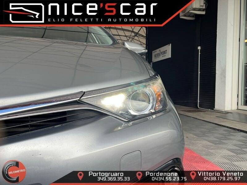 Toyota Auris Touring Sports 1.6 D-4D Business