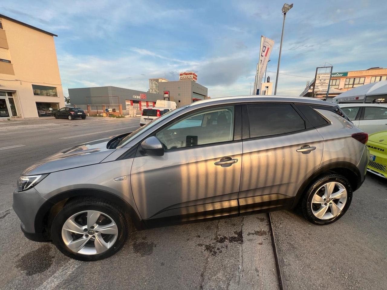 OPEL GRANDLAND 1500CDTI 131CV UNICO PROPRIETARIO