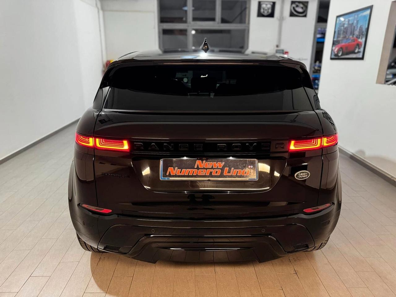 Range Rover Evoque 2.0 i4 R-Dynamic 163cv 2022 Autocarro