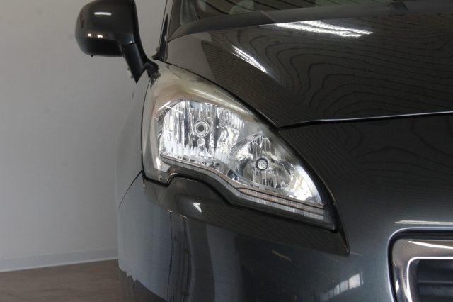 PEUGEOT 5008 1.6 HDi 115CV Business 7 POSTI