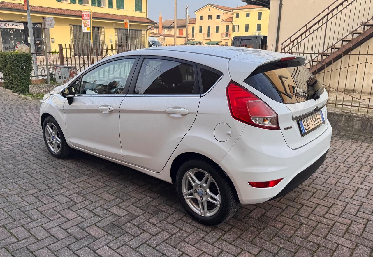 Ford Fiesta 1.0 80CV 5 porte Titanium Ok Neopatentati