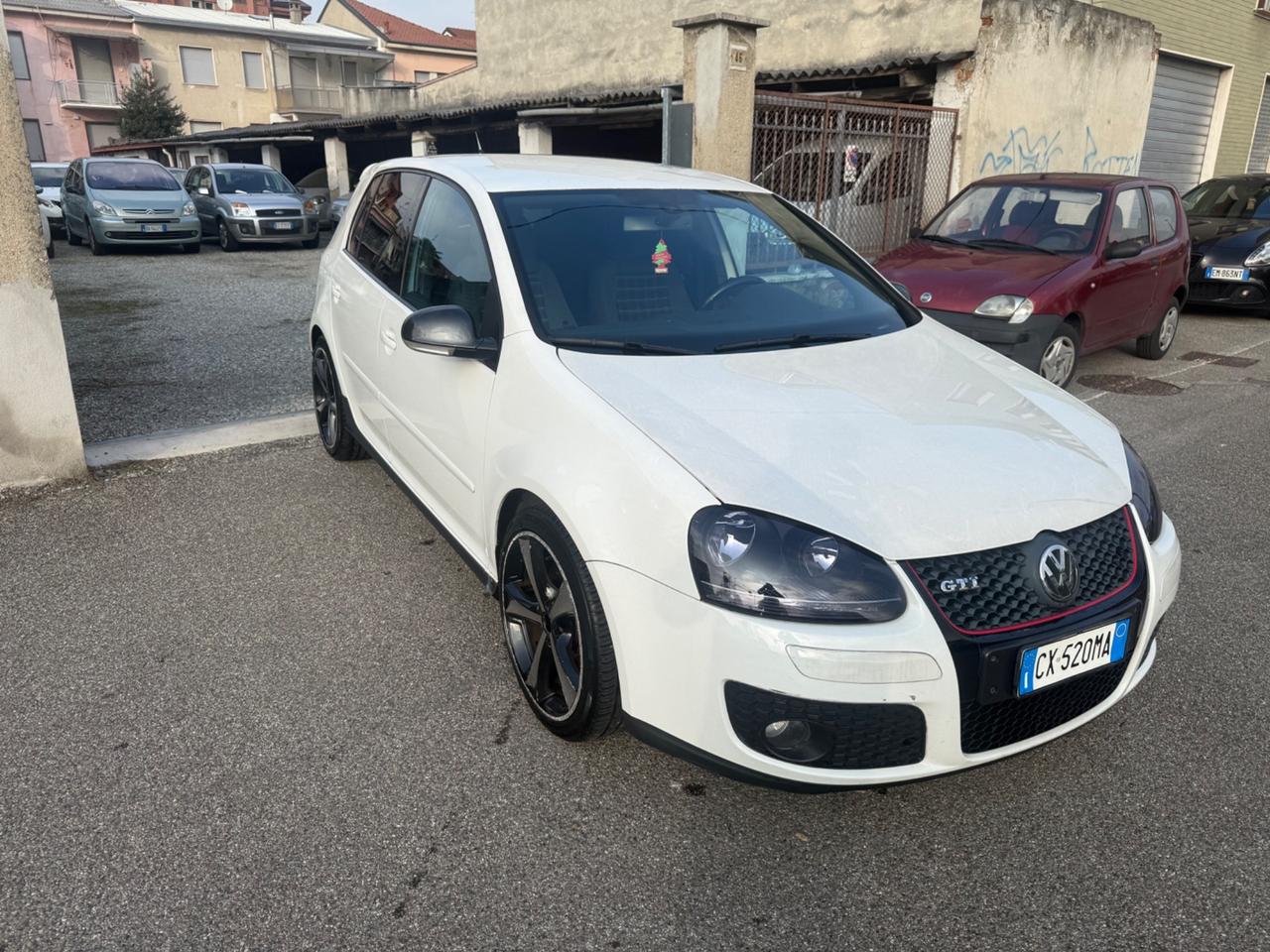 Volkswagen Golf GTI 2.0 16V TFSI 5p.