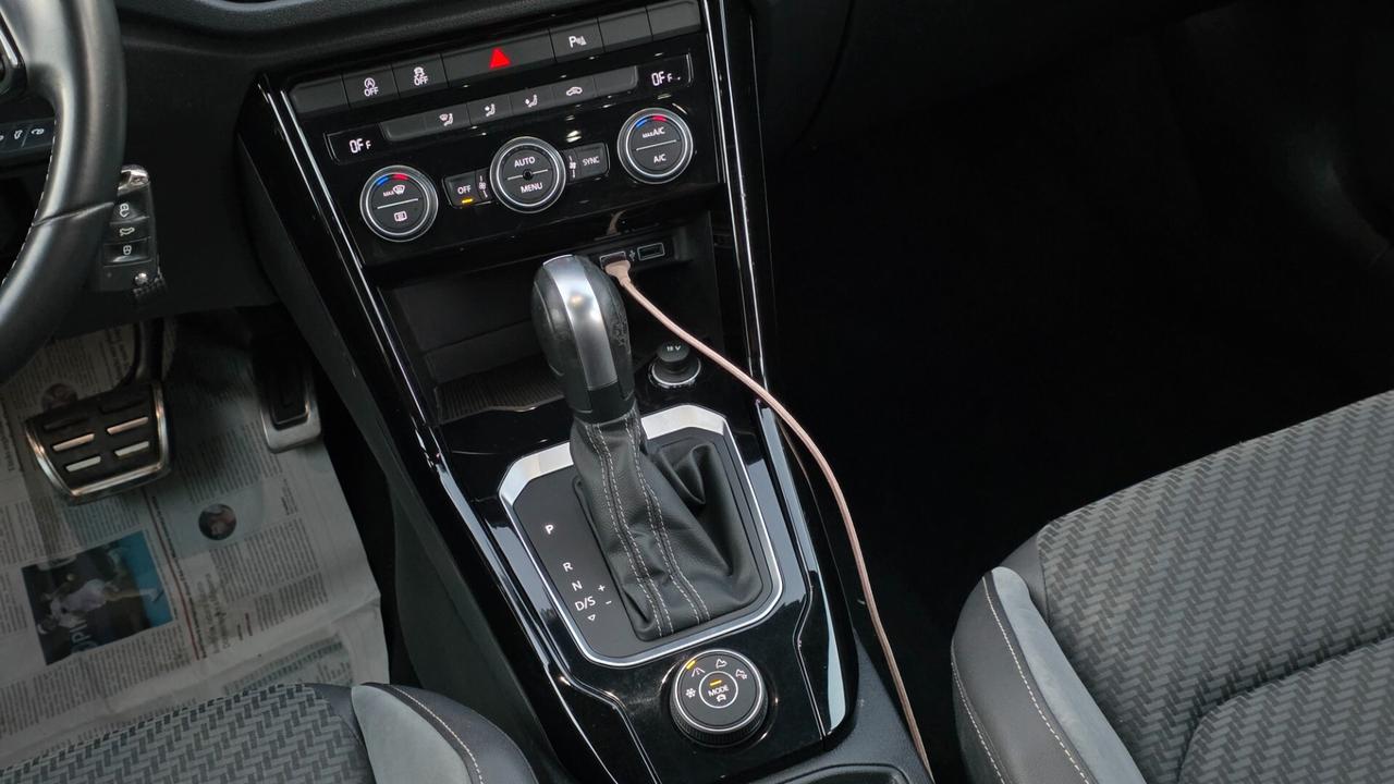 Volkswagen T-Roc R 2.0 TSI DSG 4MOTION BlueMotion Technology