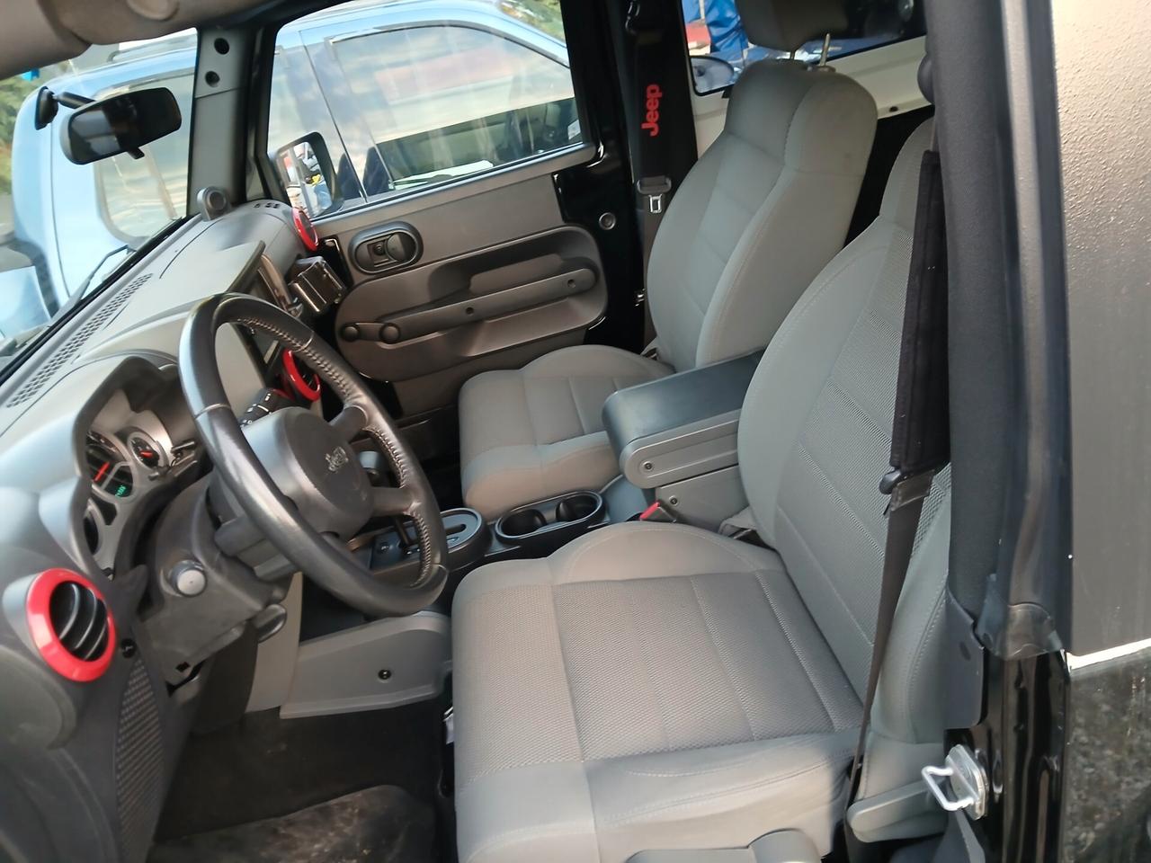 Jeep Wrangler 3.8 Sahara Auto