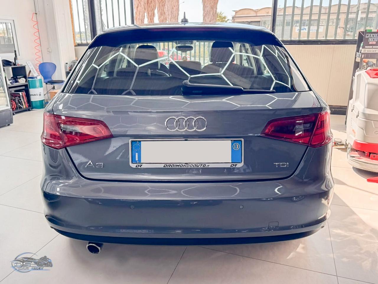 Audi A3 1.6 TDI Ambition 105CV