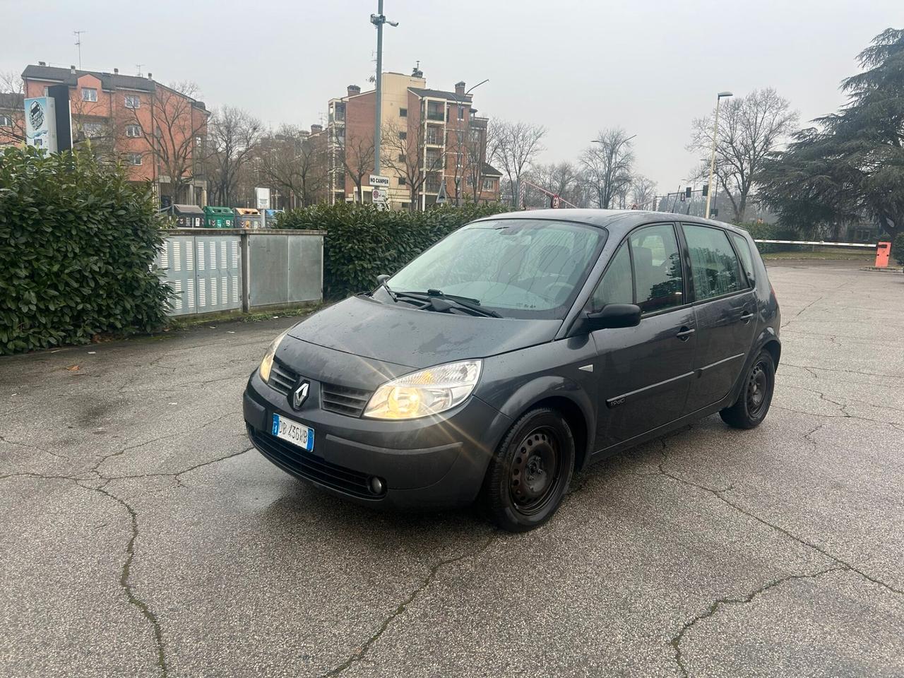 Renault Scenic Scénic 1.9 dCi/130CV Confort