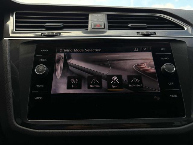 VOLKSWAGEN Tiguan 1.6 TDI SCR R-LINE