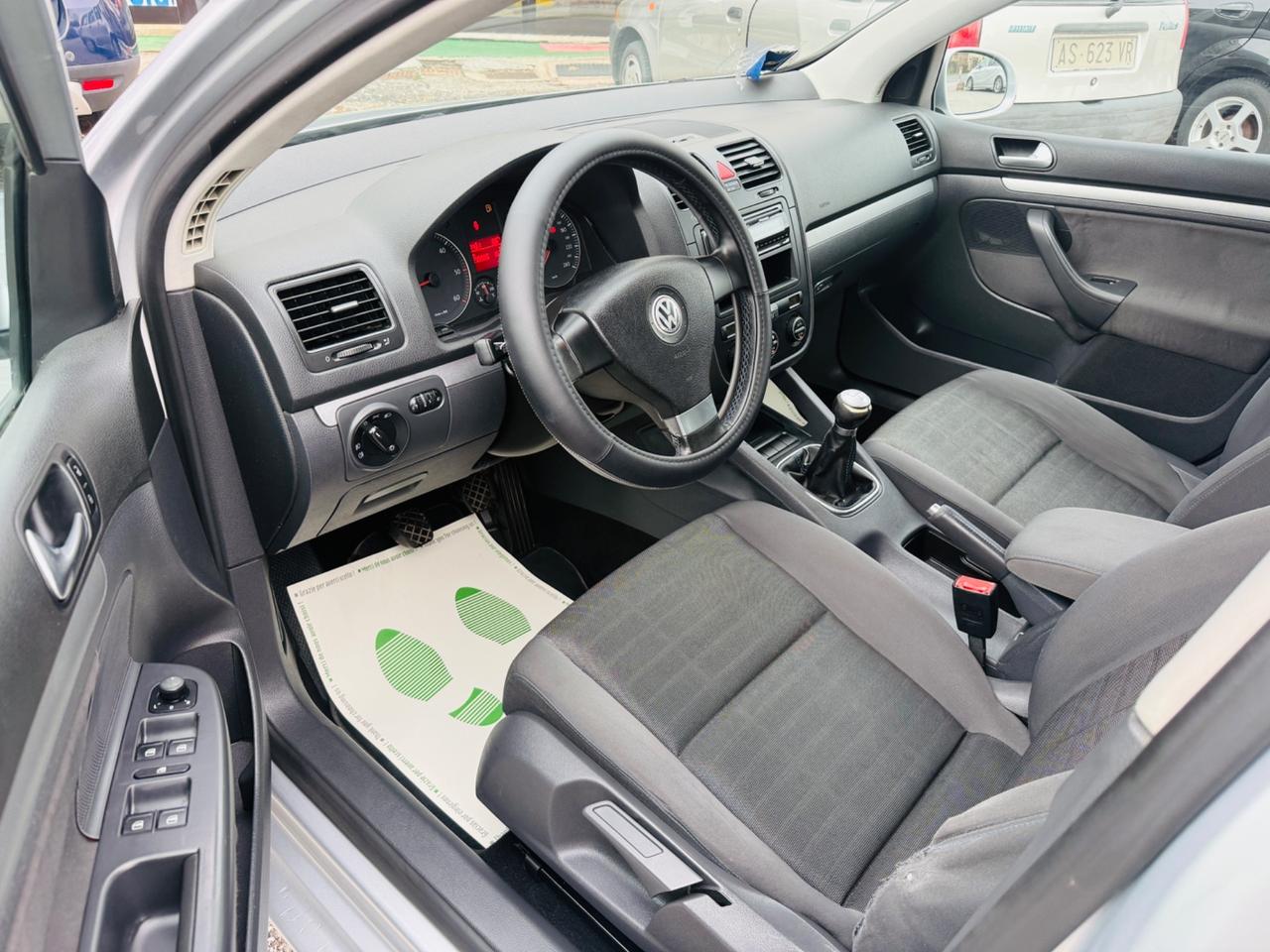 Volkswagen Golf 1.9 TDI 5p.
