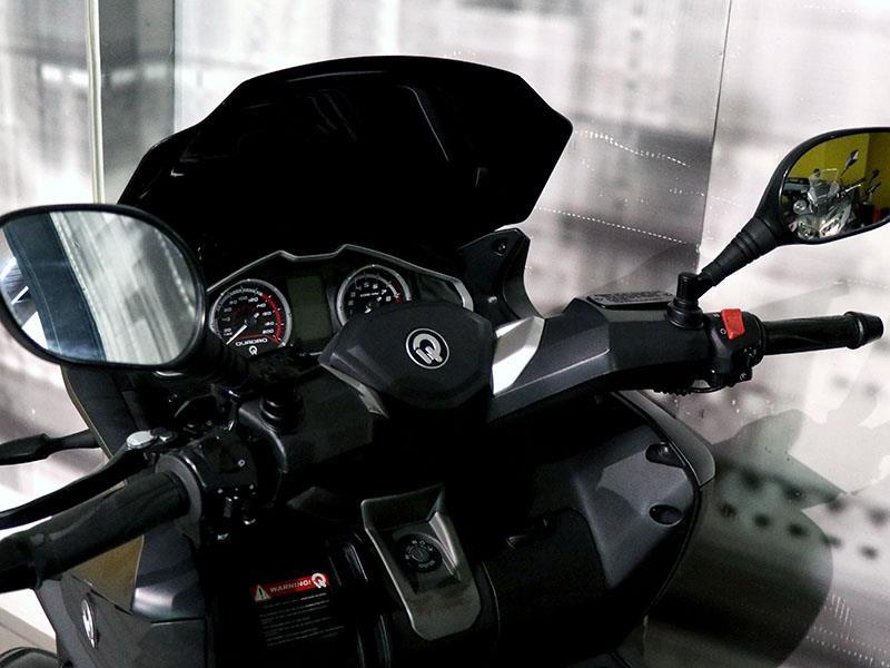 Quadro QV3