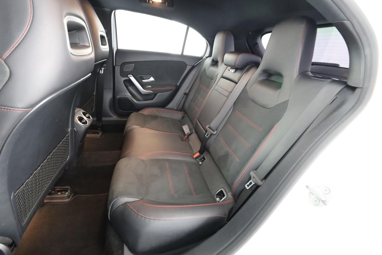 MERCEDES Classe A (W177) A 200 Automatic Premium