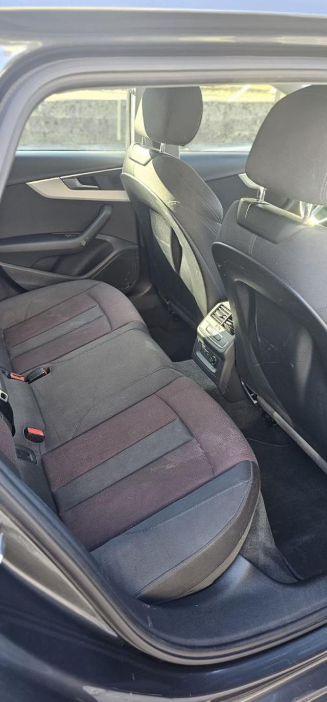 AUDI A4 Avant 35 TDI/163 CV S tronic S line edition