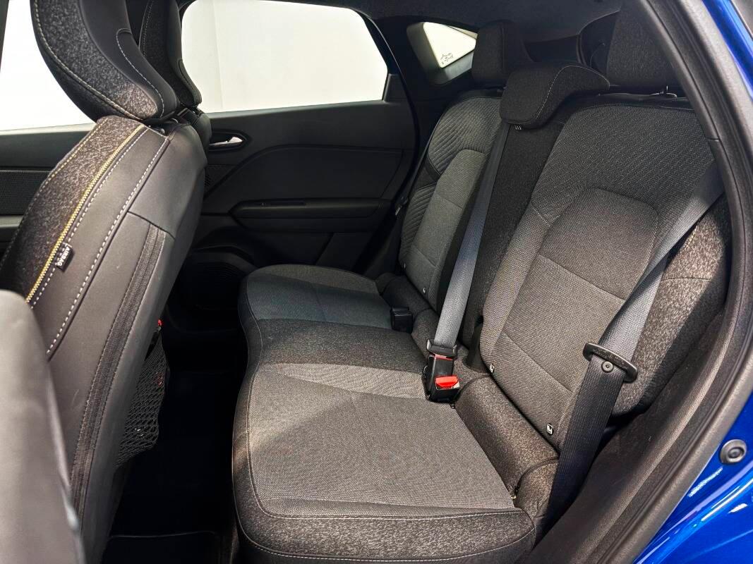 Renault Captur 1.8 full hybrid E-Tech Techno 160cv auto