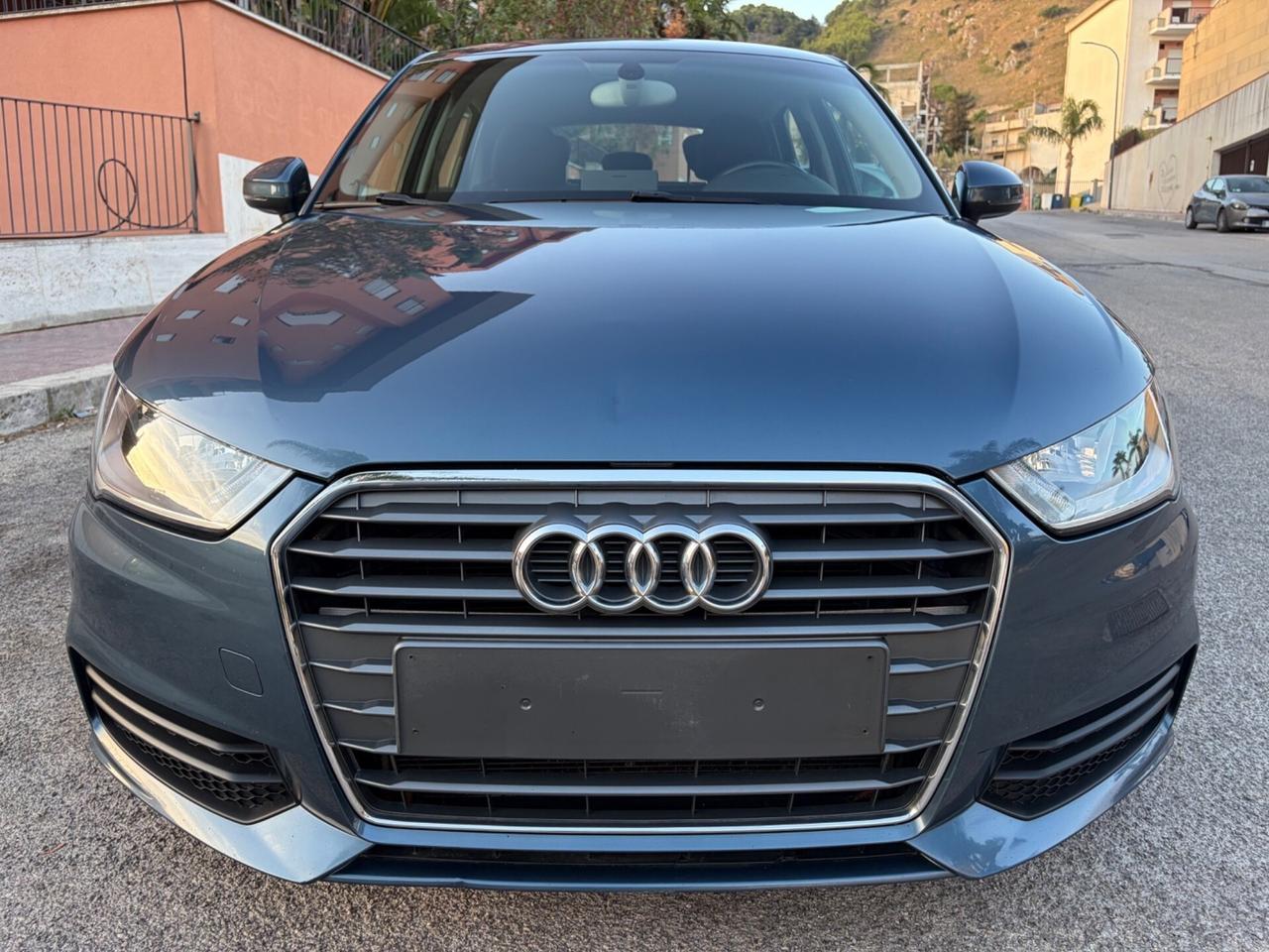Audi A1 SPB 1.4 TDI Admired