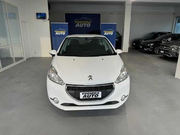 PEUGEOT 208 1.4 HDi 68 CV 5 porte Mix