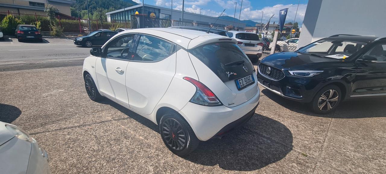 Lancia Ypsilon 1.2 69 CV 5 porte GPL Ecochic Elefantino