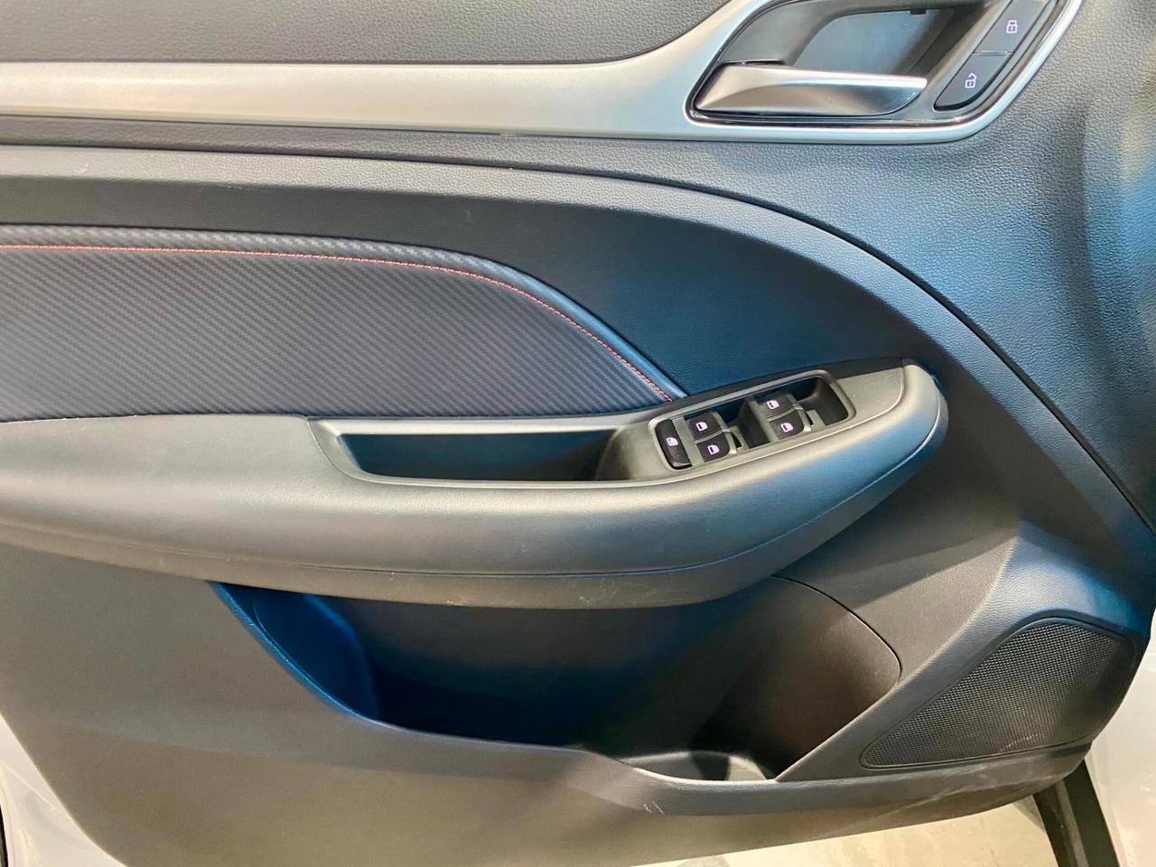 Mg ZS 1.0T-GDI Luxury Tetto-2022