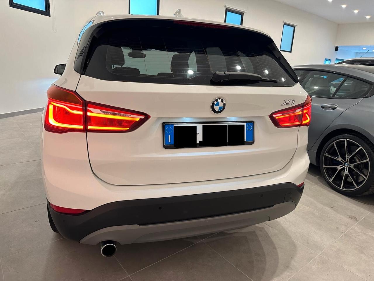 Bmw X1 sDrive18d Business - Cambio Automatico