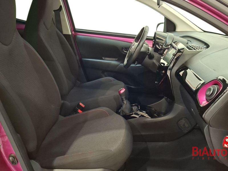 Toyota Aygo Aygo 5p 1.0 x-cite 72cv