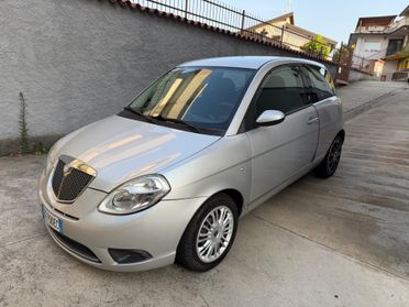 Lancia Ypsilon 1.2 Platino
