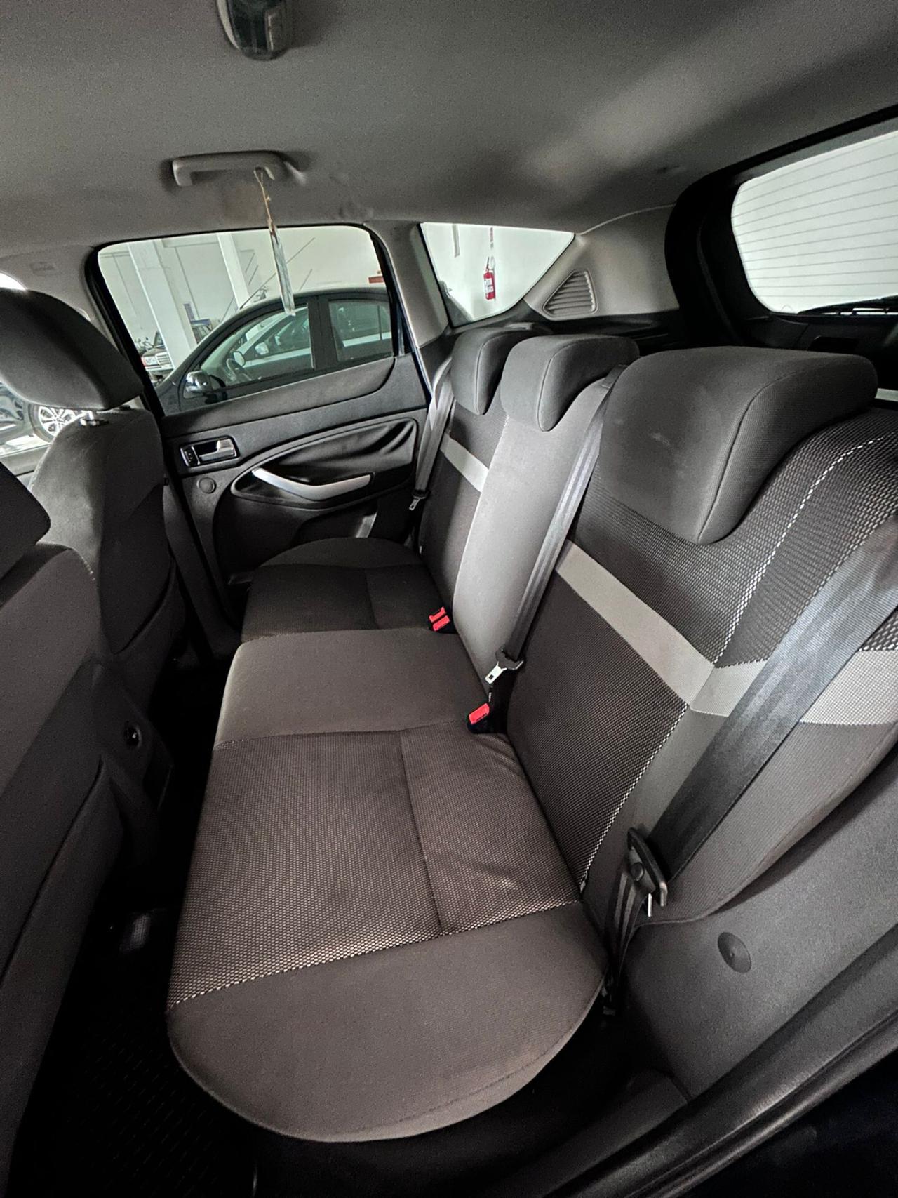 Ford Kuga Kuga+ 2.0 TDCi 140 CV 2WD DPF