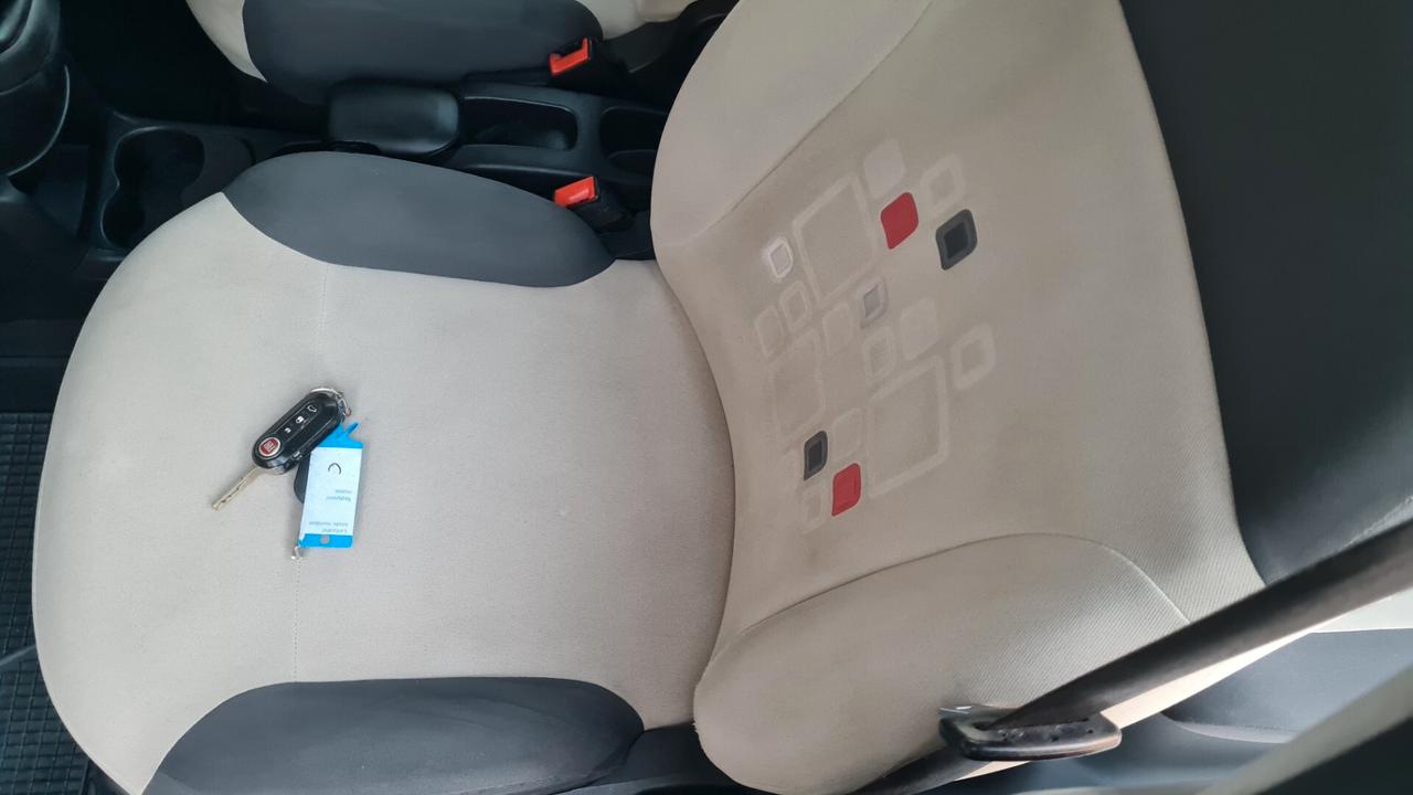 Fiat Panda 1.2 Lounge(UNICOPROPRIETARIO